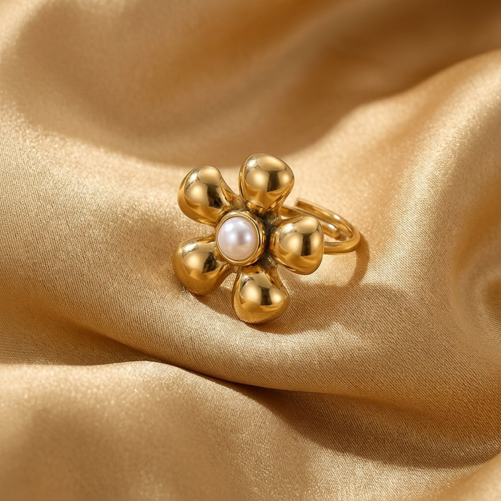 Bague fleur perlée dorée, acier inoxydable – UniversBeauty