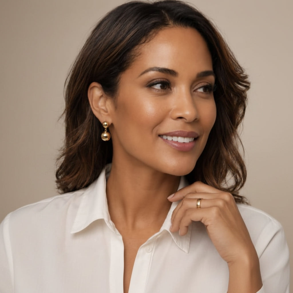 Boucles d'oreilles duo de sphères dorées, acier inoxydable 316L – UniversBeauty