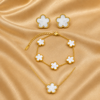 Parure trèfle blanche : collier, boucles et bracelet, acier inoxydable – UniversBeauty