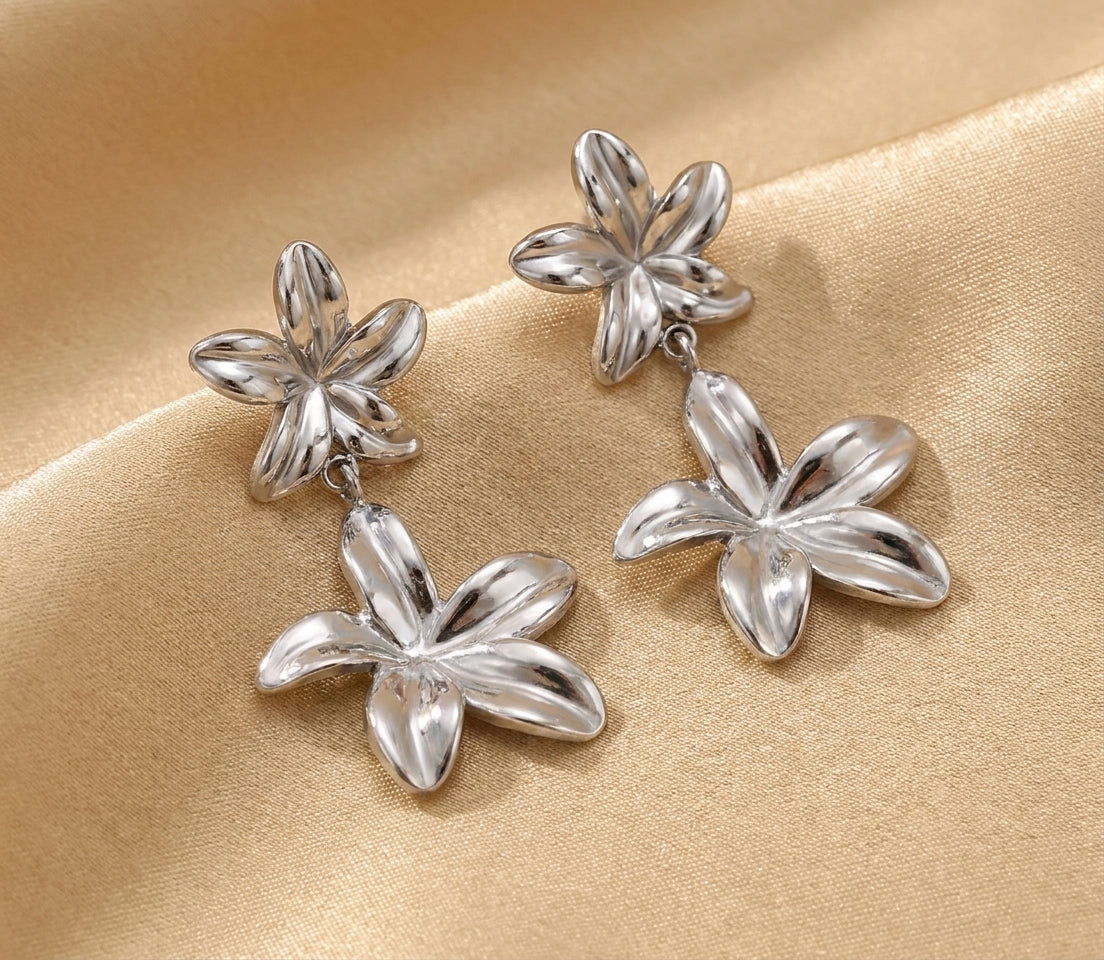 Boucles d'oreilles doubles fleurs brillantes argentées, acier inoxydable 316L – UniversBeauty