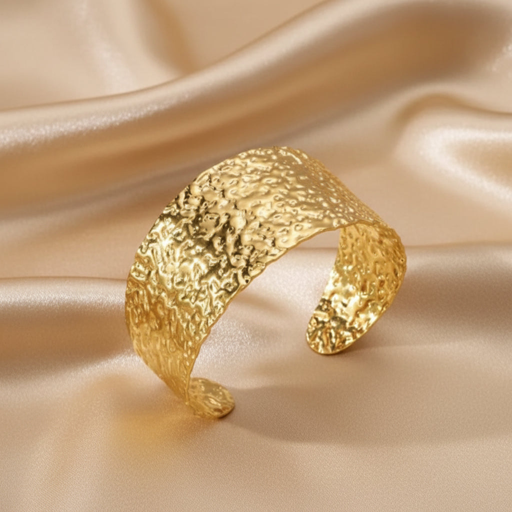Gehämmerter goldener Ärmel – Edelstahl